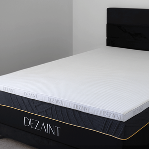 Dezaint Topper